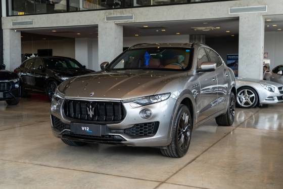 MASERATI LEVANTE 3.0 V6 TURBO GASOLINA S Q4 AUTOMÁTICO
